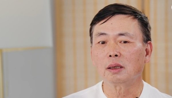 段永平最新持仓：清仓阿里、新进特斯拉，加仓英伟达、拼多多等