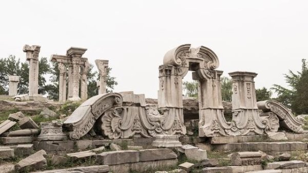 圆明园被毁150年后,专家准备对其修复时,意外发现50000多件文物